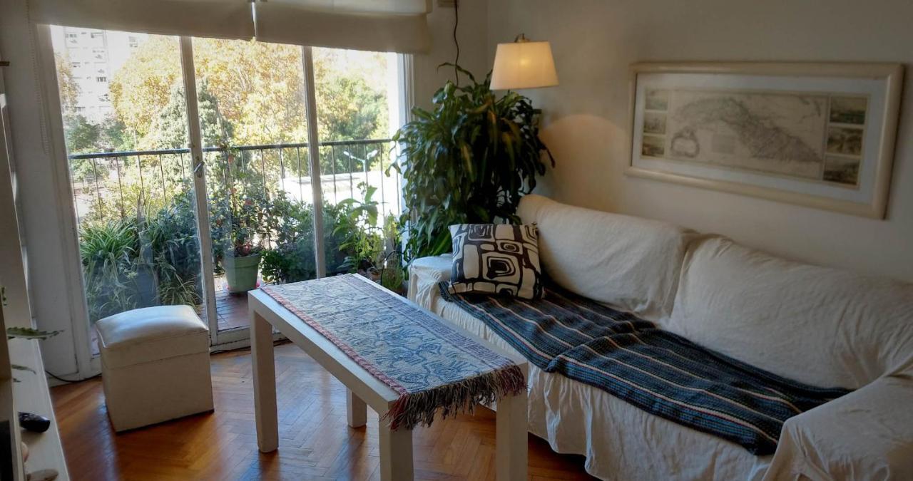 Depto 2 Ambientes Muy Luminoso Con Wifi Y Vista A La Plaza Apartment Buenos Aires Bagian luar foto