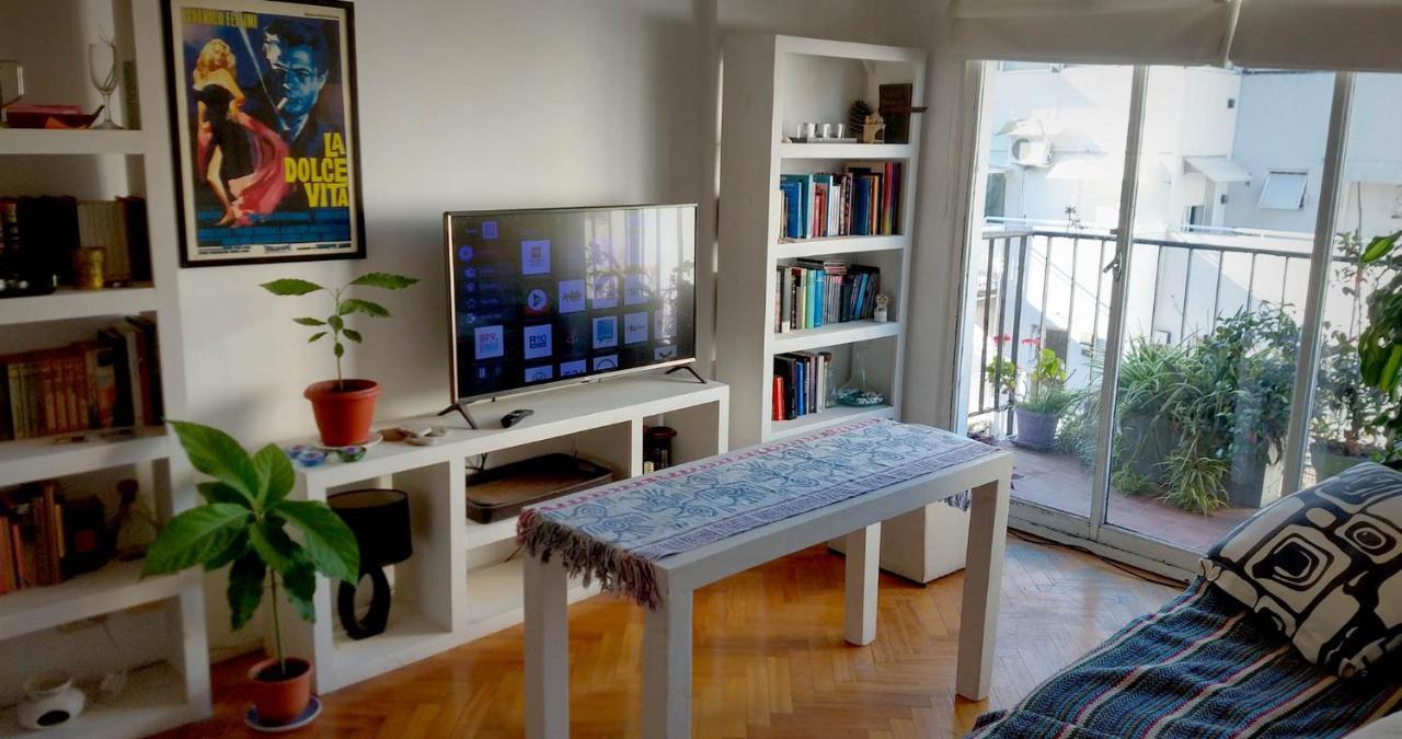 Depto 2 Ambientes Muy Luminoso Con Wifi Y Vista A La Plaza Apartment Buenos Aires Bagian luar foto